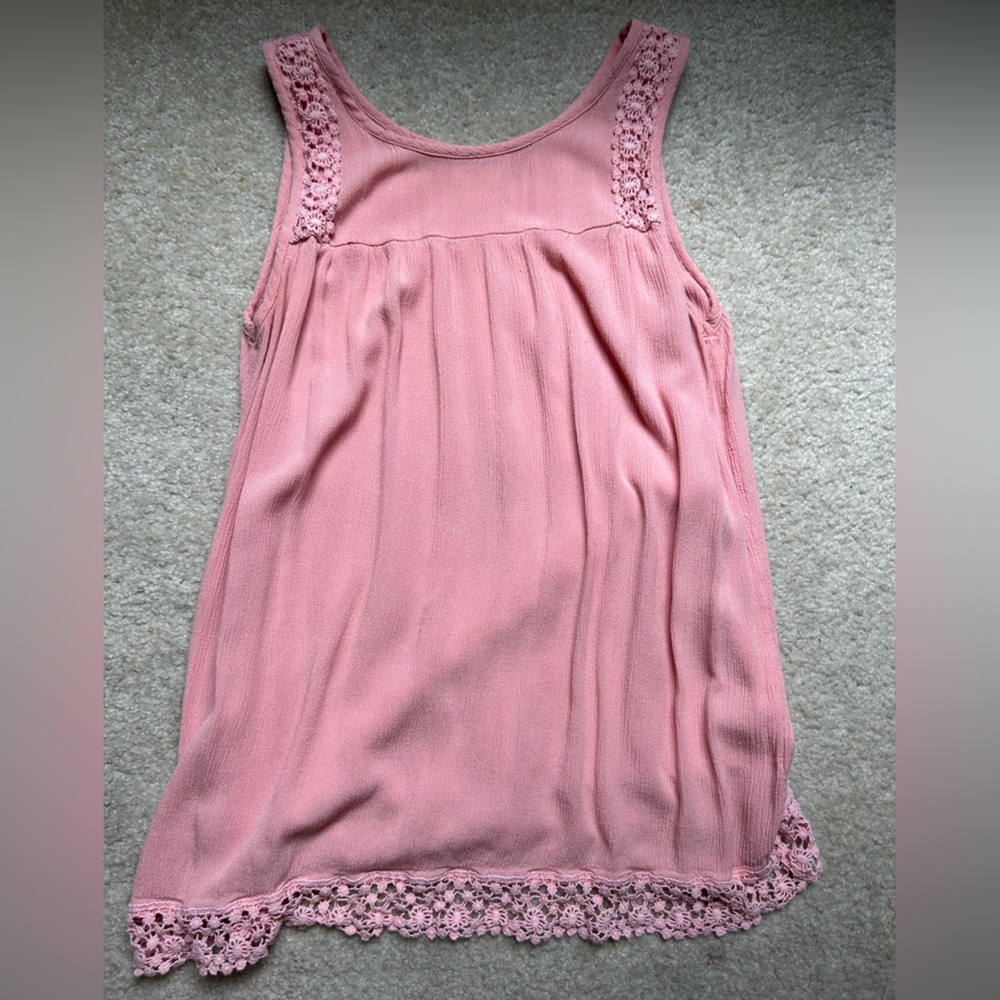 Mossimo Supply Co. Women’s Tank Top Size Medium